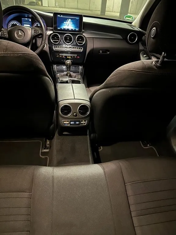 Mercedes-Benz C 200