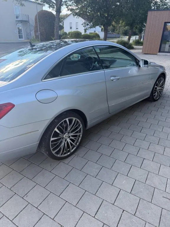Mercedes-Benz E 350