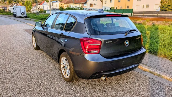 BMW 120