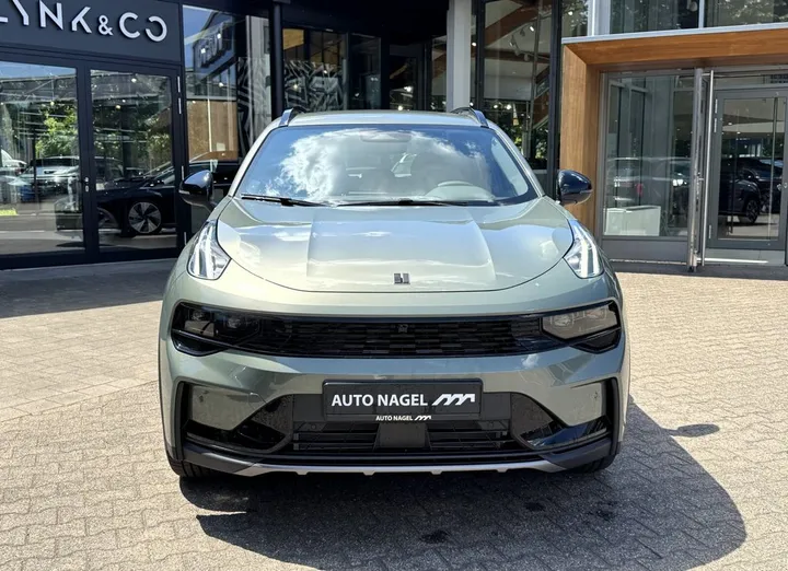 Lynk&Co 01