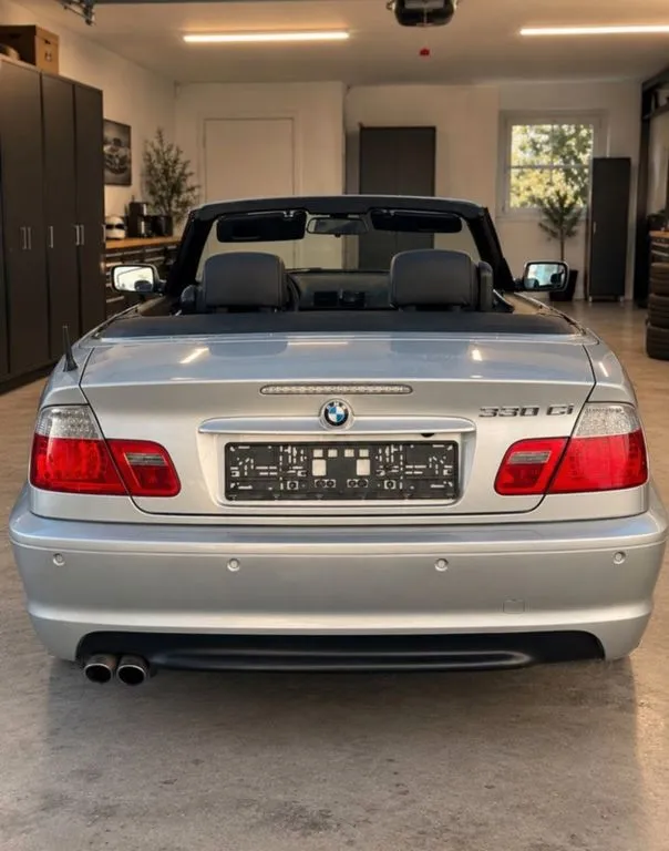 BMW 330