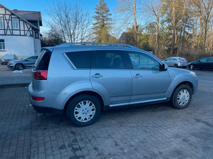 Peugeot 4007