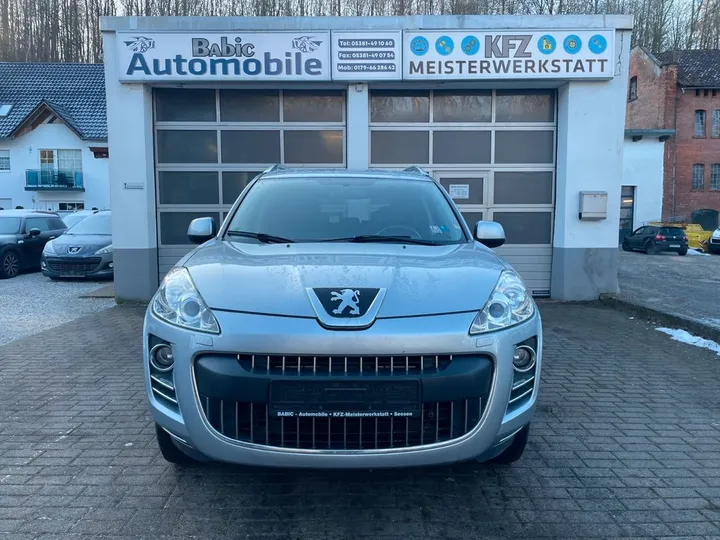 Peugeot 4007