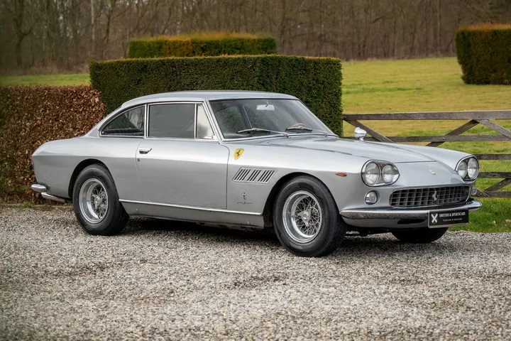 Ferrari 330
