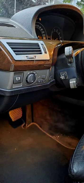 BMW 745