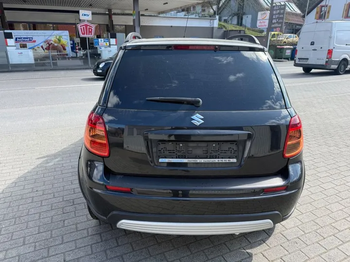 Suzuki SX4