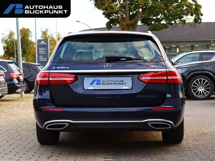 Mercedes-Benz E 400