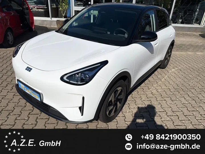 Geely E2