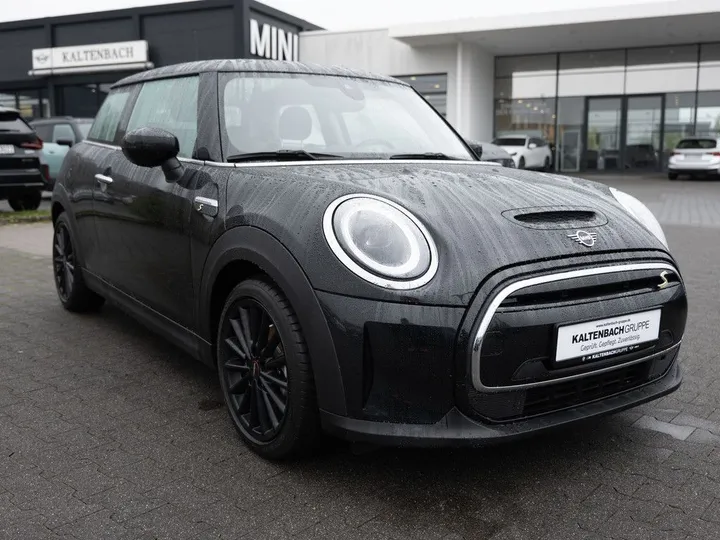 MINI Cooper SE