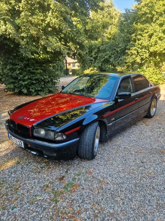 BMW 750