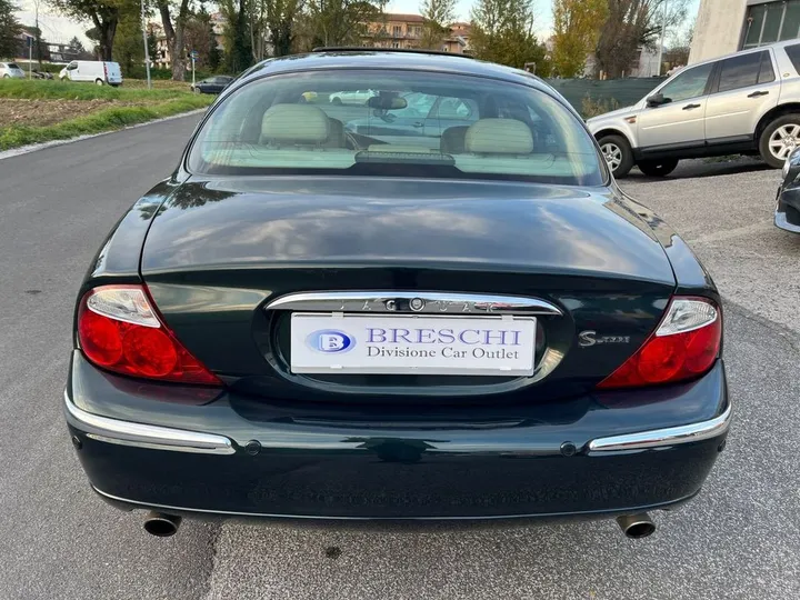 Jaguar S-Type