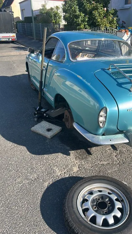 Volkswagen Karmann Ghia
