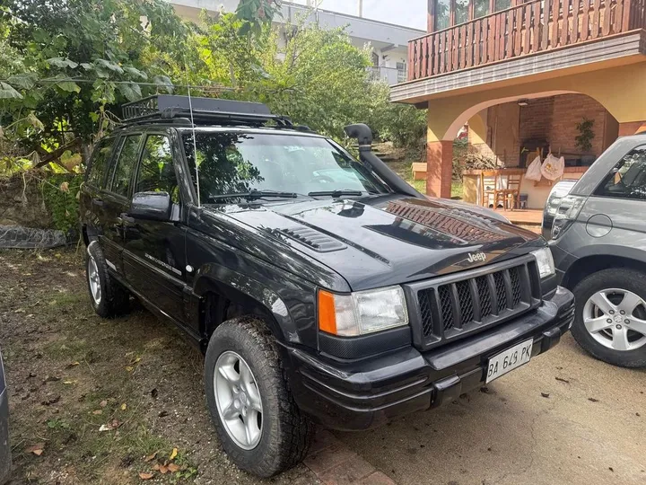 Jeep Grand Cherokee