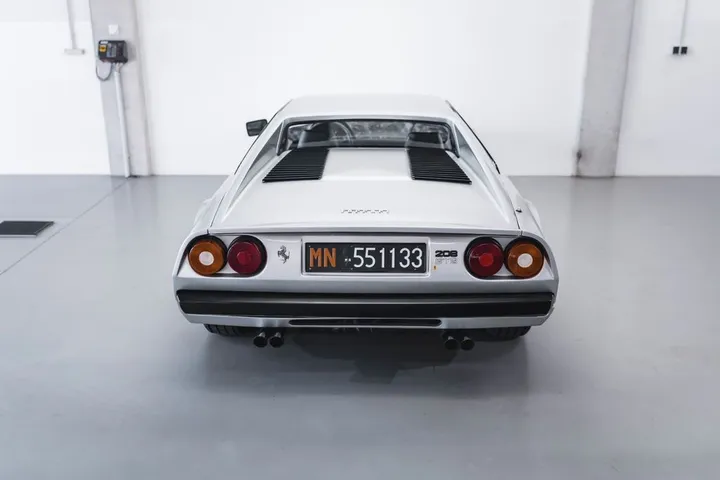 Ferrari 208
