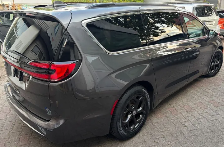 Chrysler Pacifica