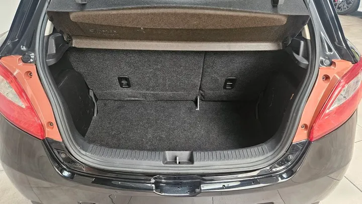 Mazda 2