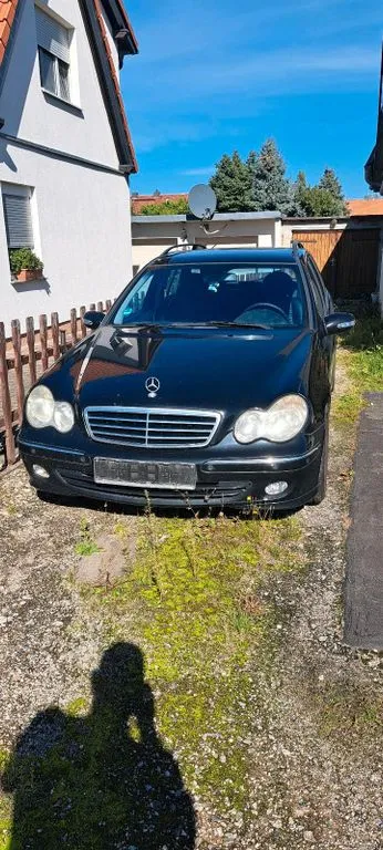 Mercedes-Benz C 180