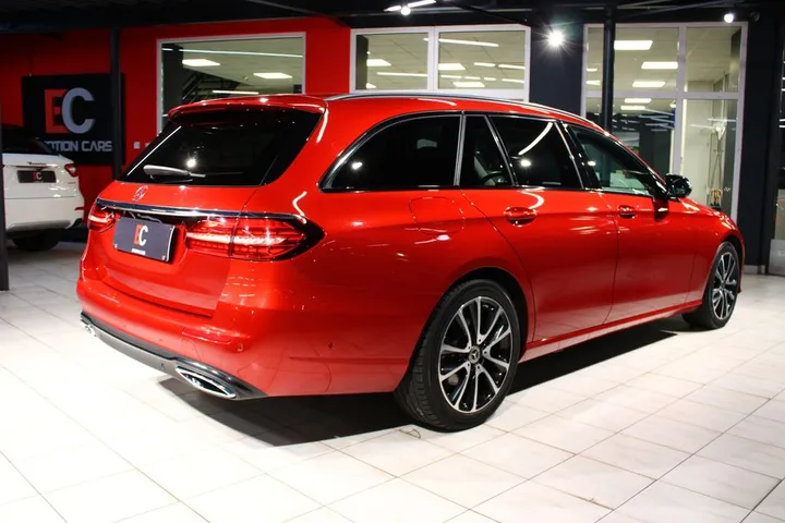 Mercedes-Benz E 300