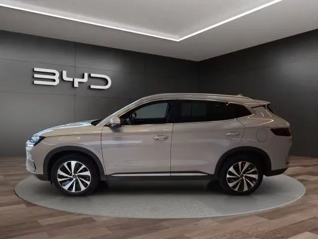 BYD SEAL U