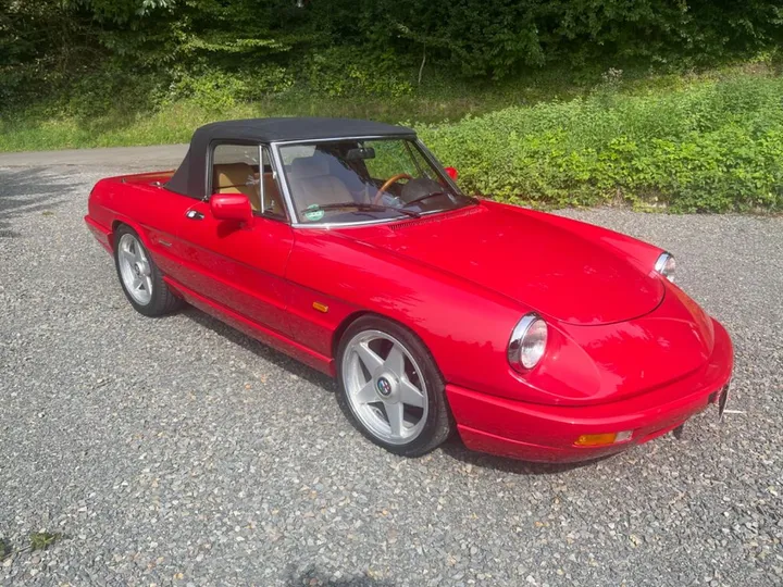 Alfa Romeo Spider