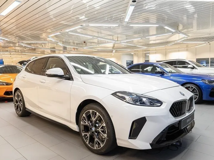 BMW 123