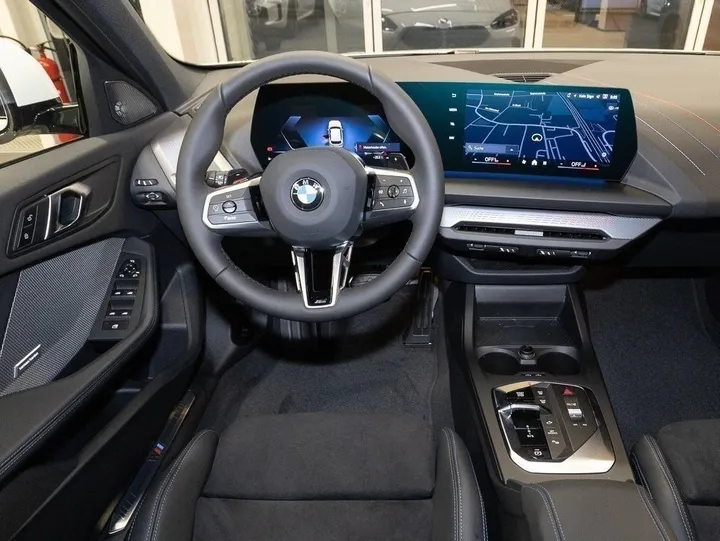 BMW 123