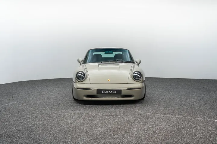 Porsche 964