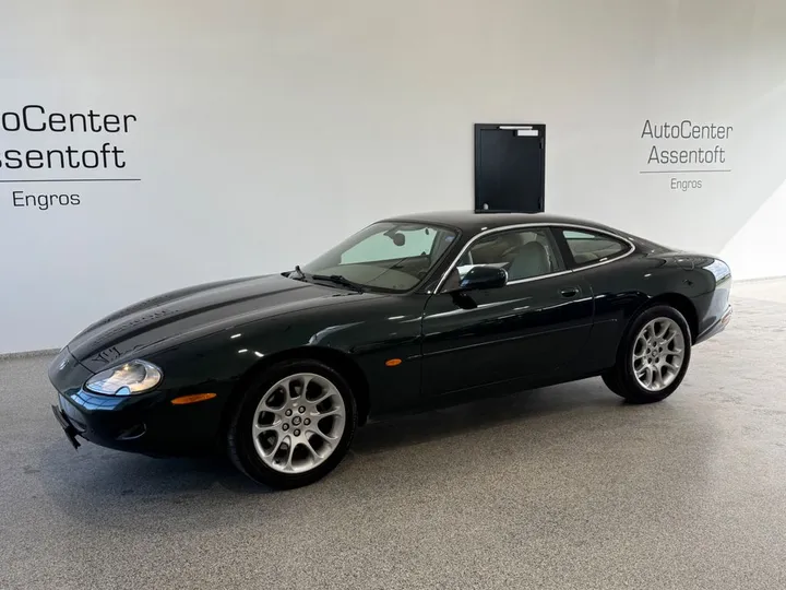 Jaguar XK8