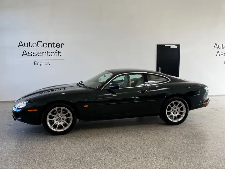 Jaguar XK8