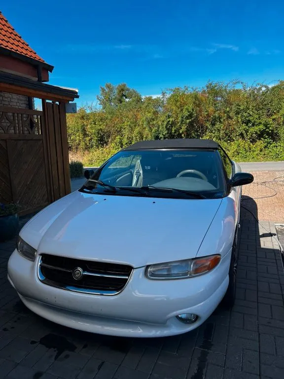 Chrysler Stratus