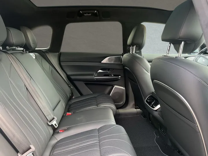 XPENG G9