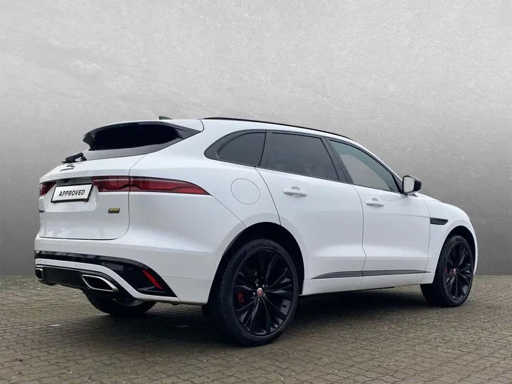 Jaguar F-Pace
