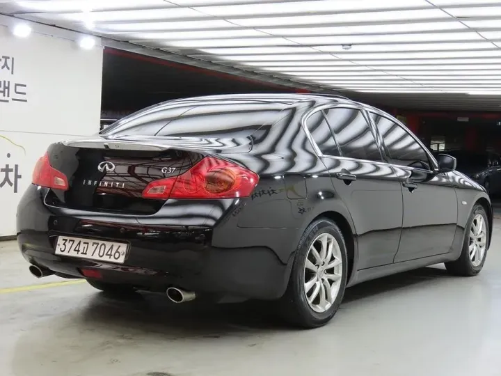 Infiniti G