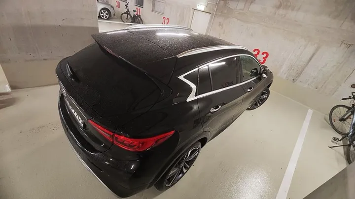 Infiniti QX30