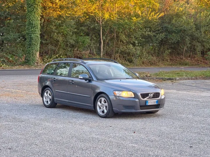 Volvo V50