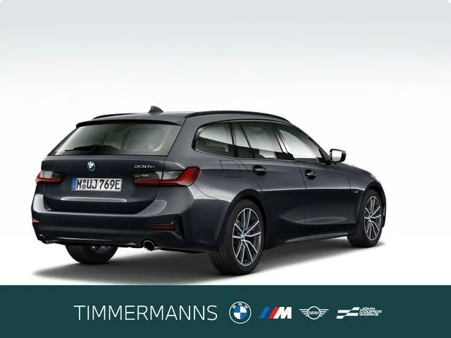 BMW 330