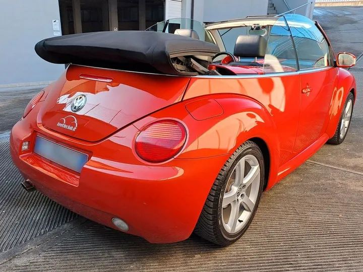 Volkswagen New Beetle