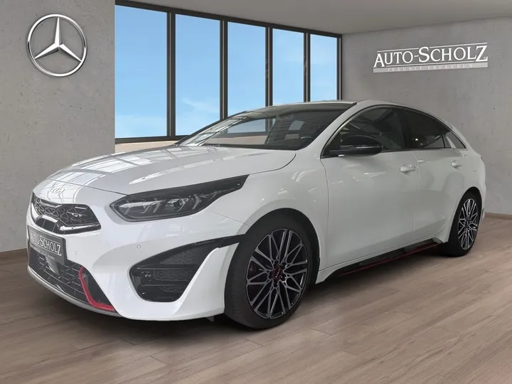 Kia pro cee'd / ProCeed