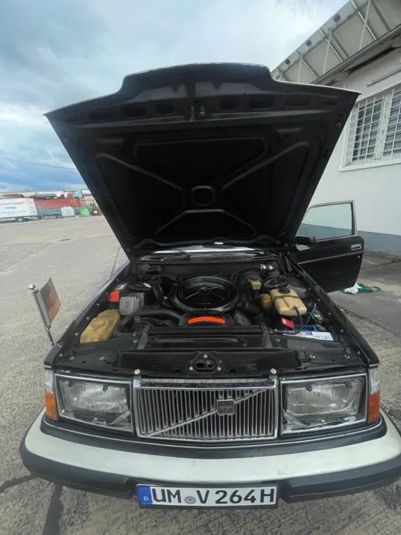 Volvo 264