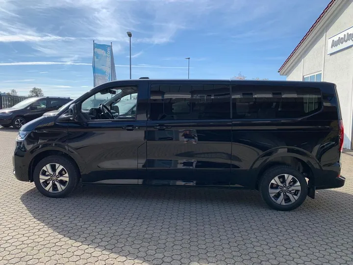 Volkswagen T7 Caravelle