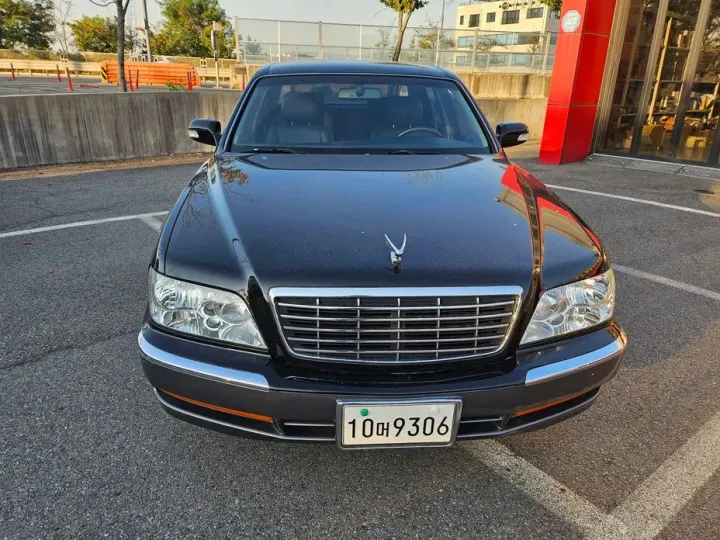 Hyundai Equus