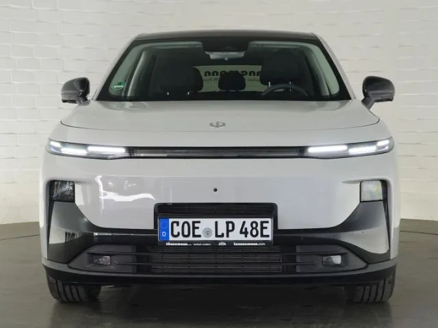 Leapmotor B10