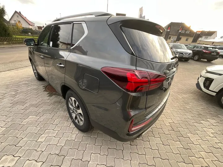 KGM Rexton