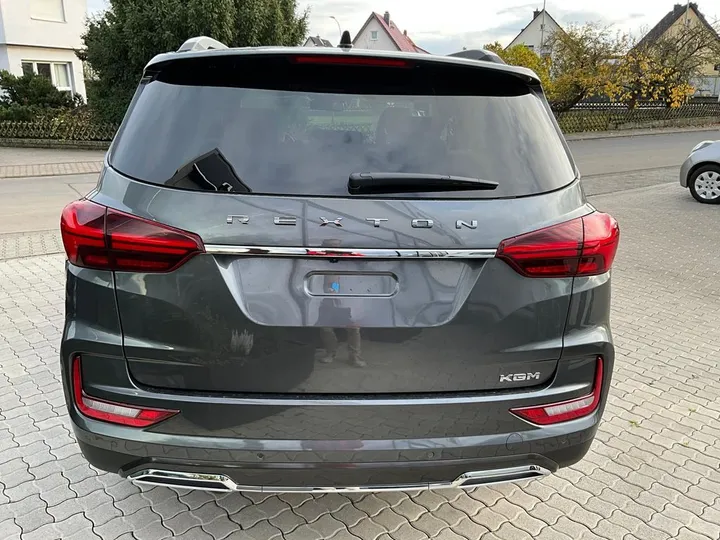 KGM Rexton