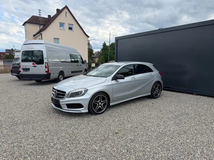 Mercedes-Benz A 200