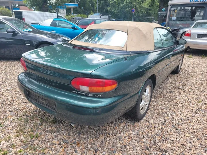 Chrysler Stratus