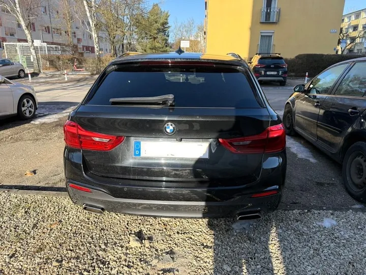 BMW 530