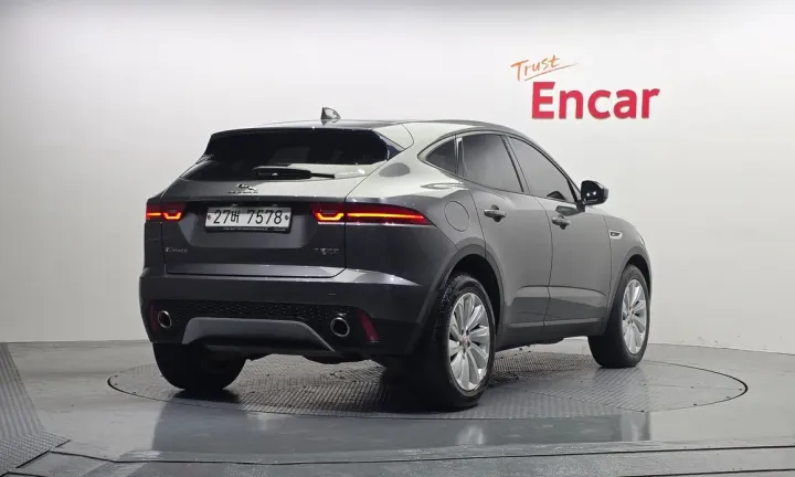 Jaguar E-PACE