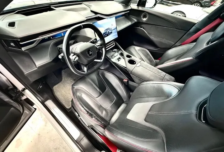 Lotus Eletre