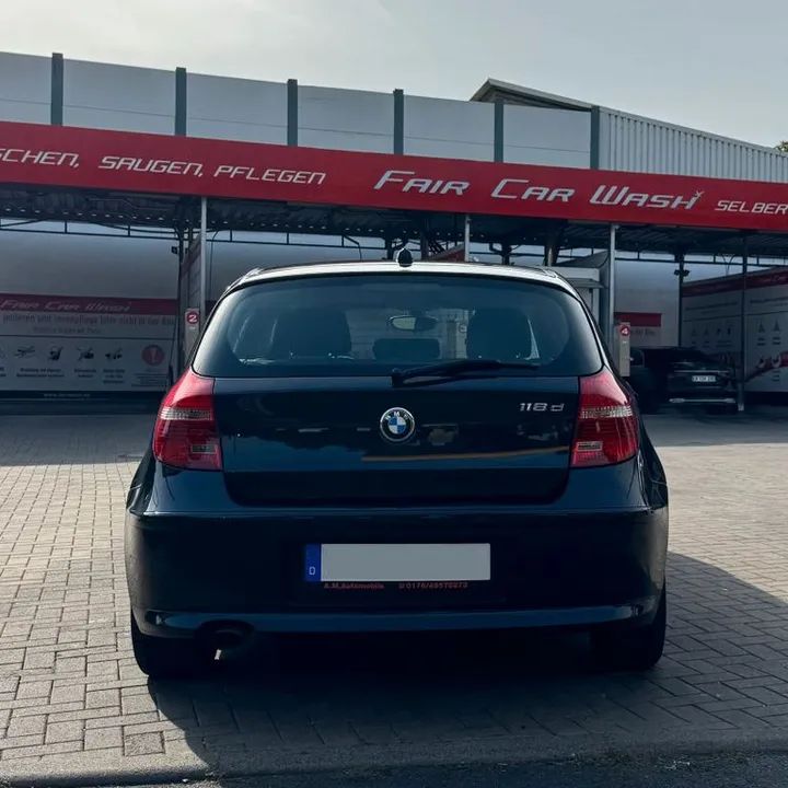 BMW 118